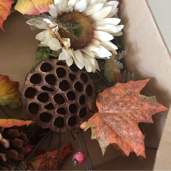 NWT Faux Autumn Wreath for Front Door Harvest Wreath Fall Decor - Picture 7 of 14